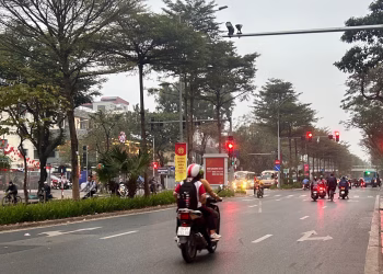 Thời tiết ngày 4/5: Hà Nội và nhiều tỉnh đề phòng mưa to cục bộ
