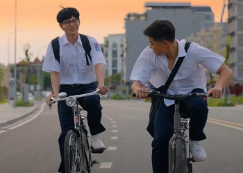 Góc khuất học đường ở “Phía bên kia thành phố”