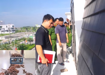 Bắt đối tượng chuyên ‘rút ruột’ điều hòa tại dãy shophouse ở Ninh Bình