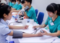 Dự kiến chi phí khám sức khỏe định kỳ miễn phí khoảng 350.000 đồng/người dân/năm