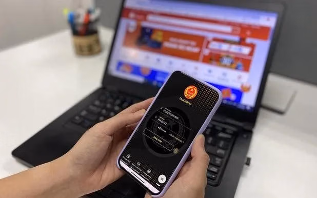 Hướng dẫn cách đăng ký mới, thay đổi thông tin người phụ thuộc trên Etax Mobile