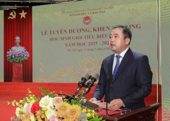 Bí thư Hà Nội: Giáo dục là ‘quốc sách hàng đầu’