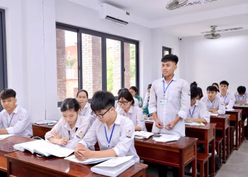 Không để thiết bị công nghệ trở thành ‘lỗ hổng’ phòng thi