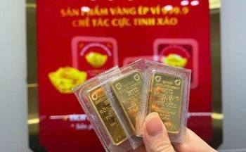 Giá vàng hôm nay (5/5): Vàng thế giới giảm sâu, trong nước tăng nhẹ