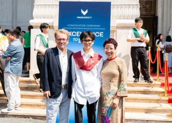 Nhà báo Mai Anh – mẹ chú lính chì Thiện Nhân: Điều trẻ cần nhất là được yêu thương cả khi chưa hoàn hảo