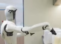 Trung Quốc thử nghiệm robot giúp việc trong các hộ gia đình