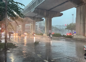 Thời tiết ngày 18/6: Bắc Bộ và Nam Bộ mưa dông, Trung Bộ nắng nóng