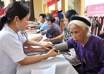 Mở rộng mô hình chăm sóc người cao tuổi ban ngày tại xã, phường, đặc khu