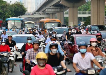 Hà Nội đề xuất hạn chế hoạt động xe máy xăng tại vùng lõi từ 1/7