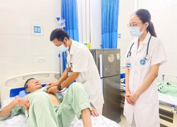Bộ Y tế yêu cầu ‘siết’ hậu kiểm cơ sở khám, chữa bệnh