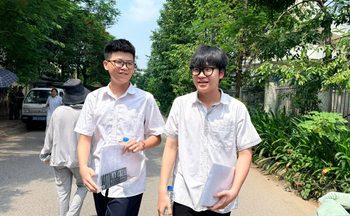 Gợi ý đáp án môn Toán thi vào lớp 10 Hà Nội năm 2026