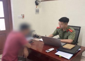 Công an làm việc với người đăng thông tin chưa kiểm chứng về xăng E10