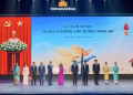 Vietnam Airlines nhận Huân chương Lao động hạng Ba và Bằng khen của Thủ tướng Chính phủ sau những nổ lực tổ chức các chuyến bay đặc biệt
