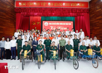 Tổng Bí thư, Chủ tịch nước: Tiếp tục rà soát, giải quyết đầy đủ chính sách đối với người có công và thân nhân