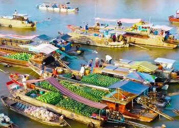 Đánh thức di sản chợ nổi Cái Răng