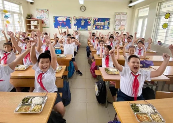 Hỗ trợ bữa ăn bán trú cho học sinh tiểu học trên địa bàn TP Hà Nội