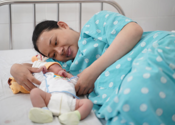 Tăng cường truyền thông để tăng tỷ lệ trẻ được nuôi dưỡng hoàn toàn bằng sữa mẹ trong 6 tháng đầu