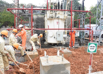 Hà Nội: Cấp bách đẩy nhanh tiến độ các công trình truyền tải, phân phối điện