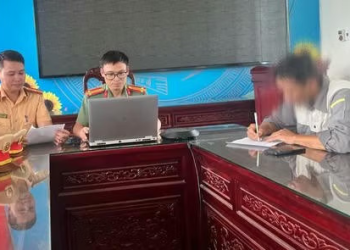 Hưng Yên: ‘Báo chốt’ CSGT trên Facebook, bị phạt 7,5 triệu đồng