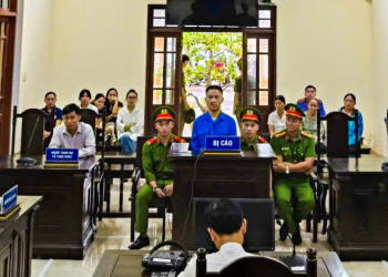 Lĩnh 12 tháng tù vì không trả gần 500 triệu đồng được chuyển nhầm
