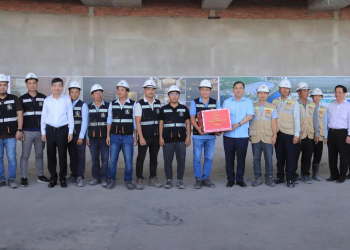 Đẩy nhanh tiến độ các công trình trọng điểm phục vụ APEC 2027 ở Phú Quốc