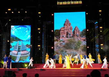 ‘Từ miền hoa lửa đến vịnh ngọc xanh’ – Kết nối văn hóa, du lịch miền Trung