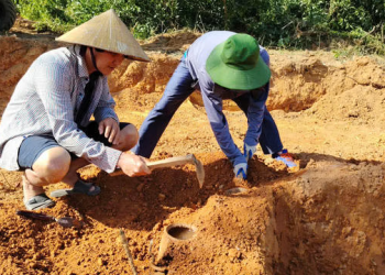 Khai quật mộ gạch cổ ở Nghệ An: Phát hiện nhiều đồ tùy táng hiếm gặp