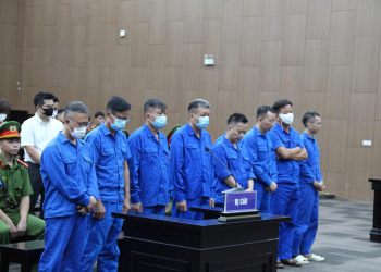 Cựu Thứ trưởng Nguyễn Bá Hoan thừa nhận sai phạm, xin được “trả lại” tiền thừa