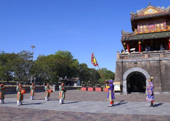 Nâng cao tinh thần trách nhiệm phục vụ người dân