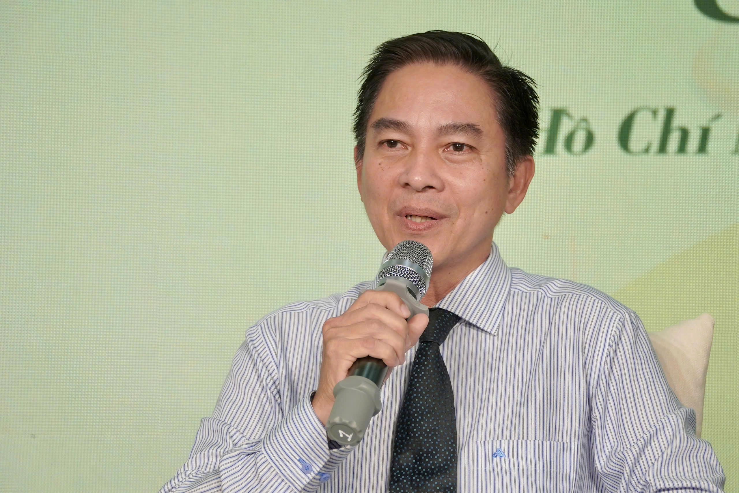 Ông Nguyễn Kim Luyện, Phó Trưởng phòng Học sinh Sinh viên, Sở Giáo dục và Đào tạo TP. HCM 2aOboR14TugJY1MeHebntKIhq