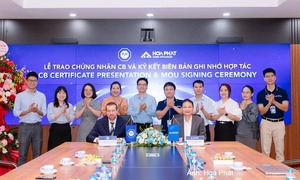VinaPhone dành tặng giới trẻ học bổng 100 triệu đồng mùa tựu trường