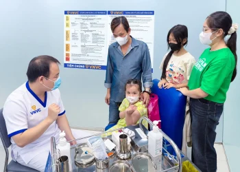 Chùm ca bệnh não mô cầu tại TP.HCM: Đừng coi thường triệu chứng ban đầu
