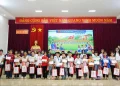 Nghệ An: Trao hơn 500 suất học bổng cho học sinh nghèo