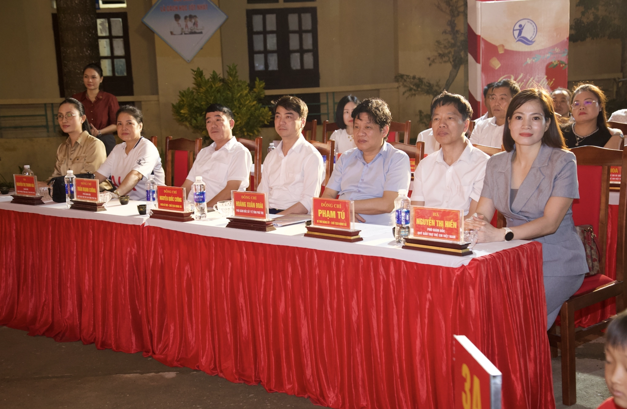 Các đại biểu tham dự chương trình. Ảnh màn hình 2026-09-25 lúc 16.13.25