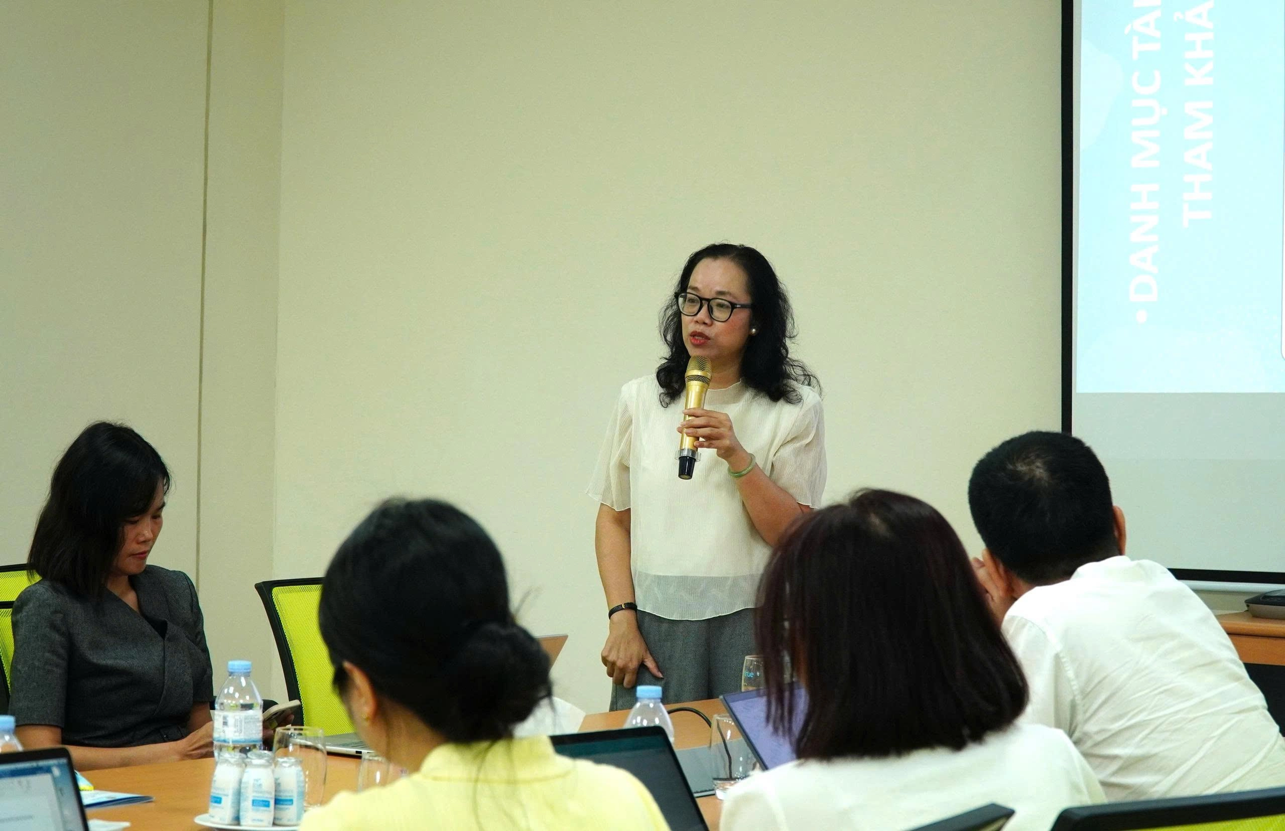 chuyen-gia-2-204240 chuyen-gia-2