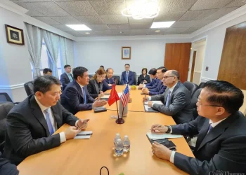 Bộ trưởng Nguyễn Hồng Diên Excelerate Energy về phát triển khí LNG