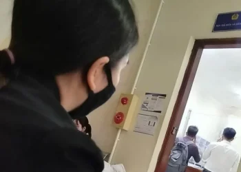 'Phí ngoài luồng' mua bán ô tô tràn lan, người tiêu dùng ủng hộ Bộ Công Thương