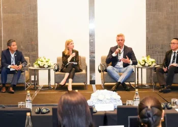 Ông Michal Skalicky chia sẻ trong một phiên thảo luận tại Hội nghị thượng đỉnh Ngân hàng, Tài chính và Bảo hiểm châu Á năm 2025.