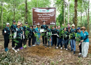 JTI Vietnam tiếp tục hành trình phủ xanh Việt Nam