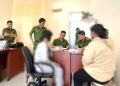 Đừng để một lời mời kết bạn trên mạng trở thành cái bẫy với trẻ