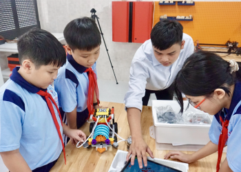 Khám phá phòng STEM trị giá 1,5 tỷ đồng tại Trường THCS Nguyễn Trãi