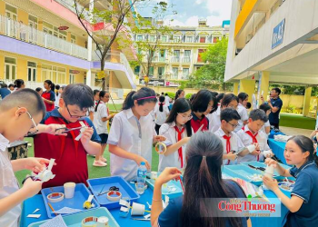 Không thu quỹ lớp: Phụ huynh đồng hành với nhà trường ra sao?