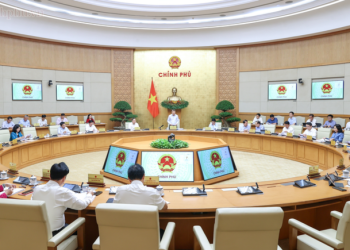 Tập trung thúc đẩy xuất khẩu, kiểm soát lạm phát và phát triển thị trường trong nước