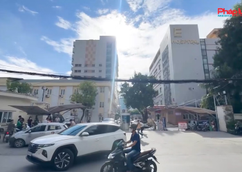 Vụ “kẹp” tiền xạ trị: Giám đốc Bệnh viện E khẳng định không bao che và sẽ xử lý nghiêm