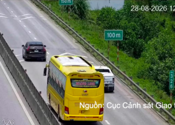 Rà soát quy định khoảng cách an toàn, xử phạt trên cao tốc