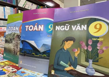 Bảo đảm mọi học sinh có đủ sách phục vụ học tập
