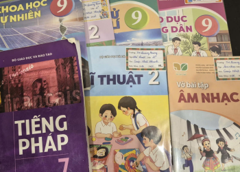 Trước 17h ngày 18/9, học sinh TP Huế phải được cung ứng đủ sách giáo khoa