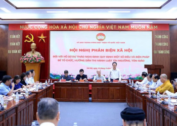 Bảo đảm quyền tự do tín ngưỡng, tôn giáo gắn với yêu cầu quản lý nhà nước