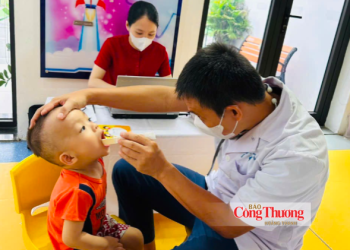 Yêu cầu đẩy nhanh khám sức khỏe miễn phí cho người dân