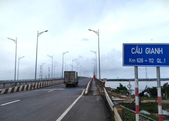Thay gối cầu Gianh, phương tiện Bắc – Nam lưu thông trên Quốc lộ 1 thế nào?